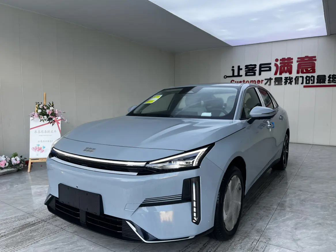 Geely Galaxy L6  из Китая