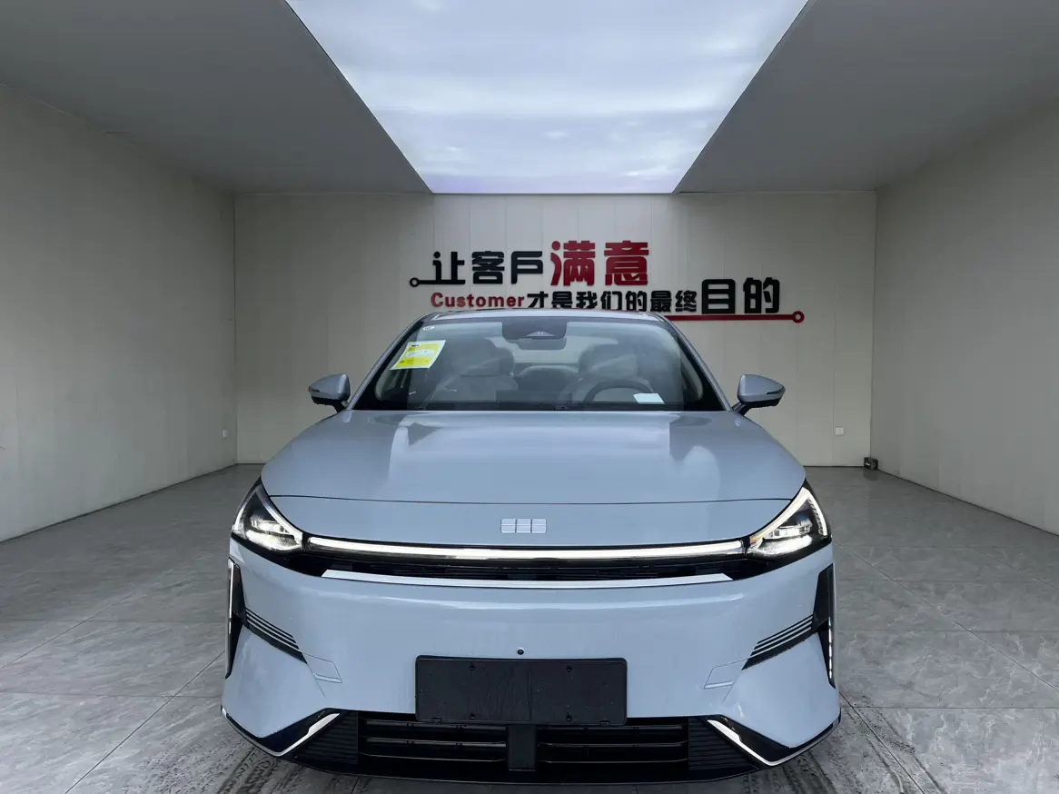 Geely Galaxy L6  из Китая