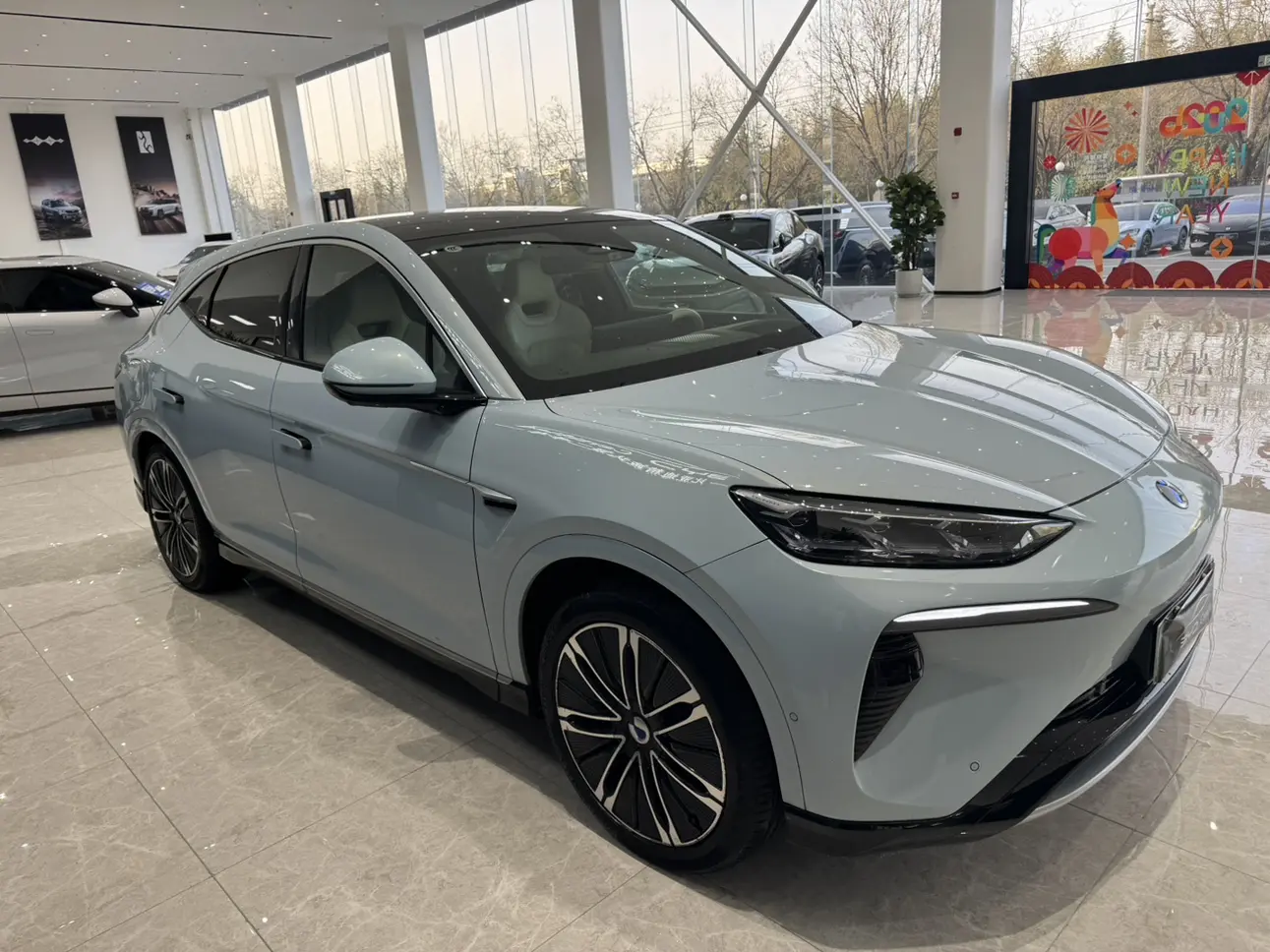 Denza N7  из Китая