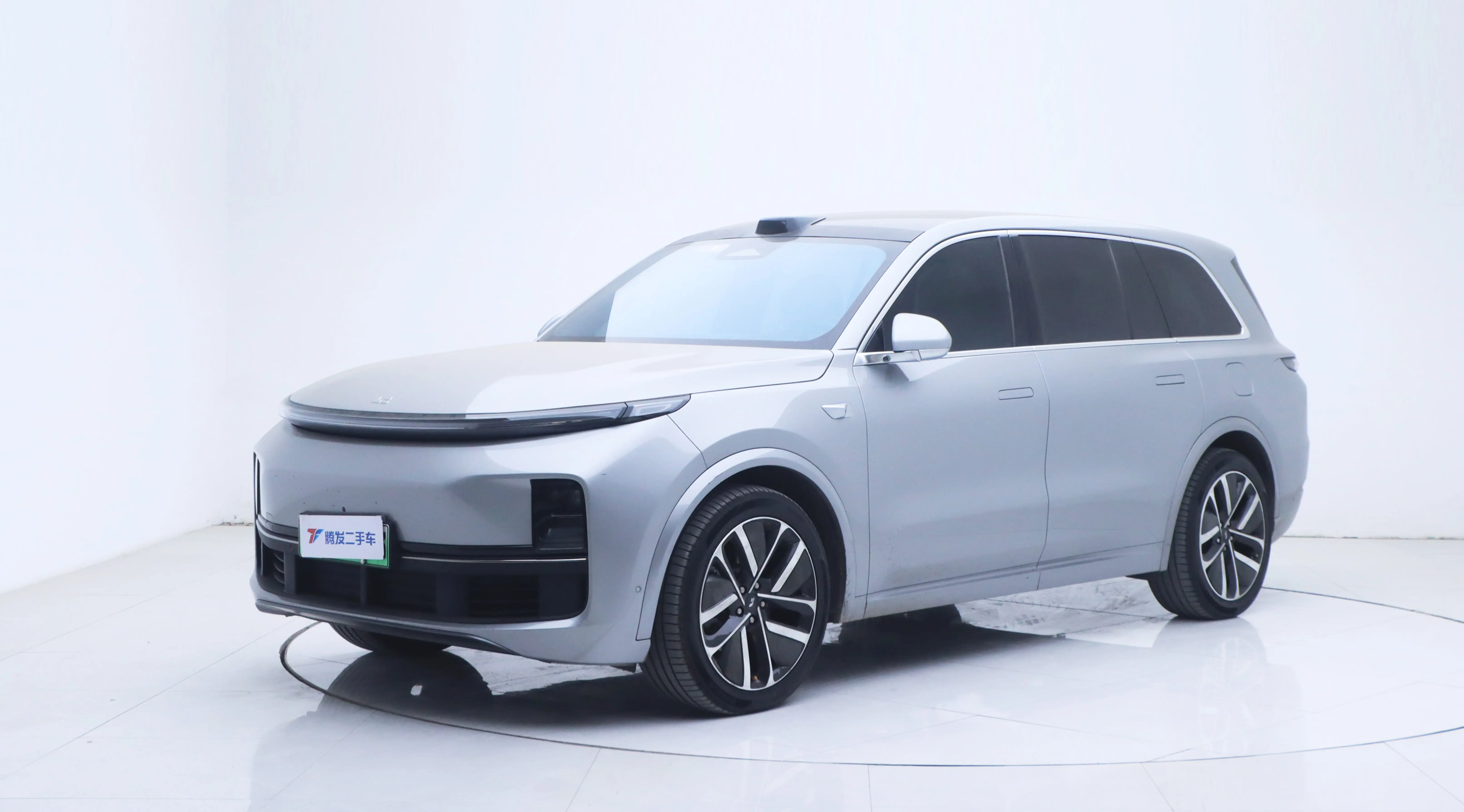 Li L9 (Ideal L9)  из Китая