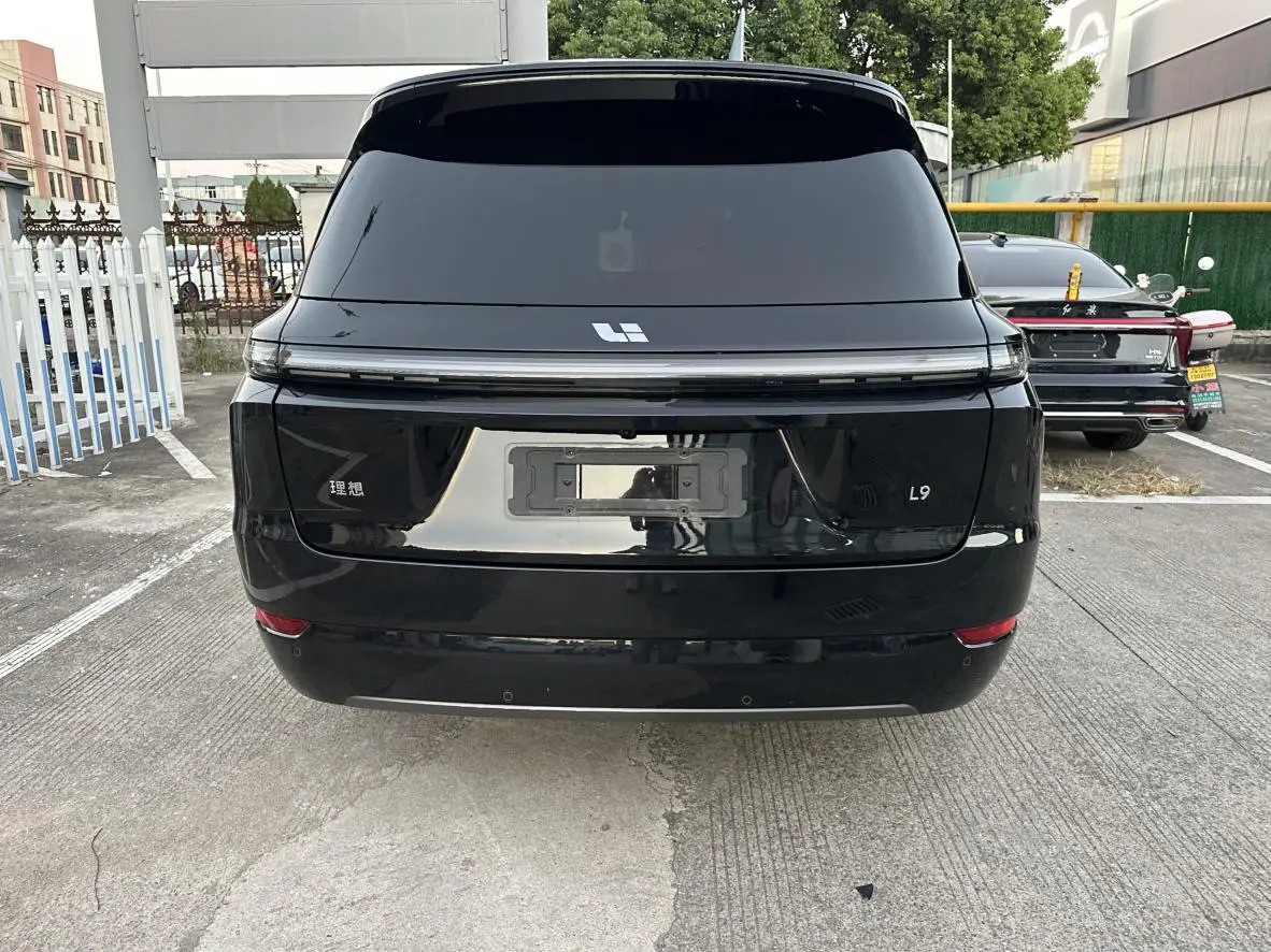 Li L9 (Ideal L9)  из Китая