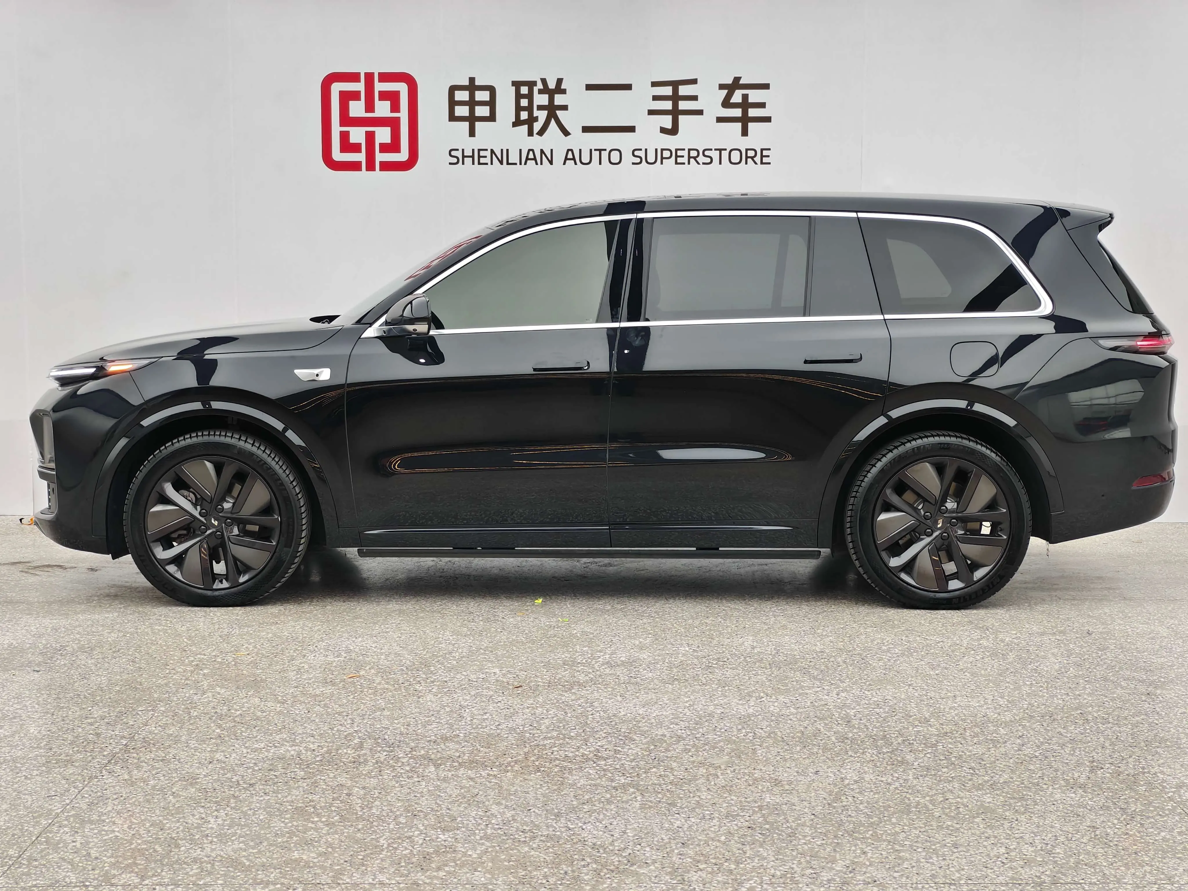 Li L9 (Ideal L9)  из Китая