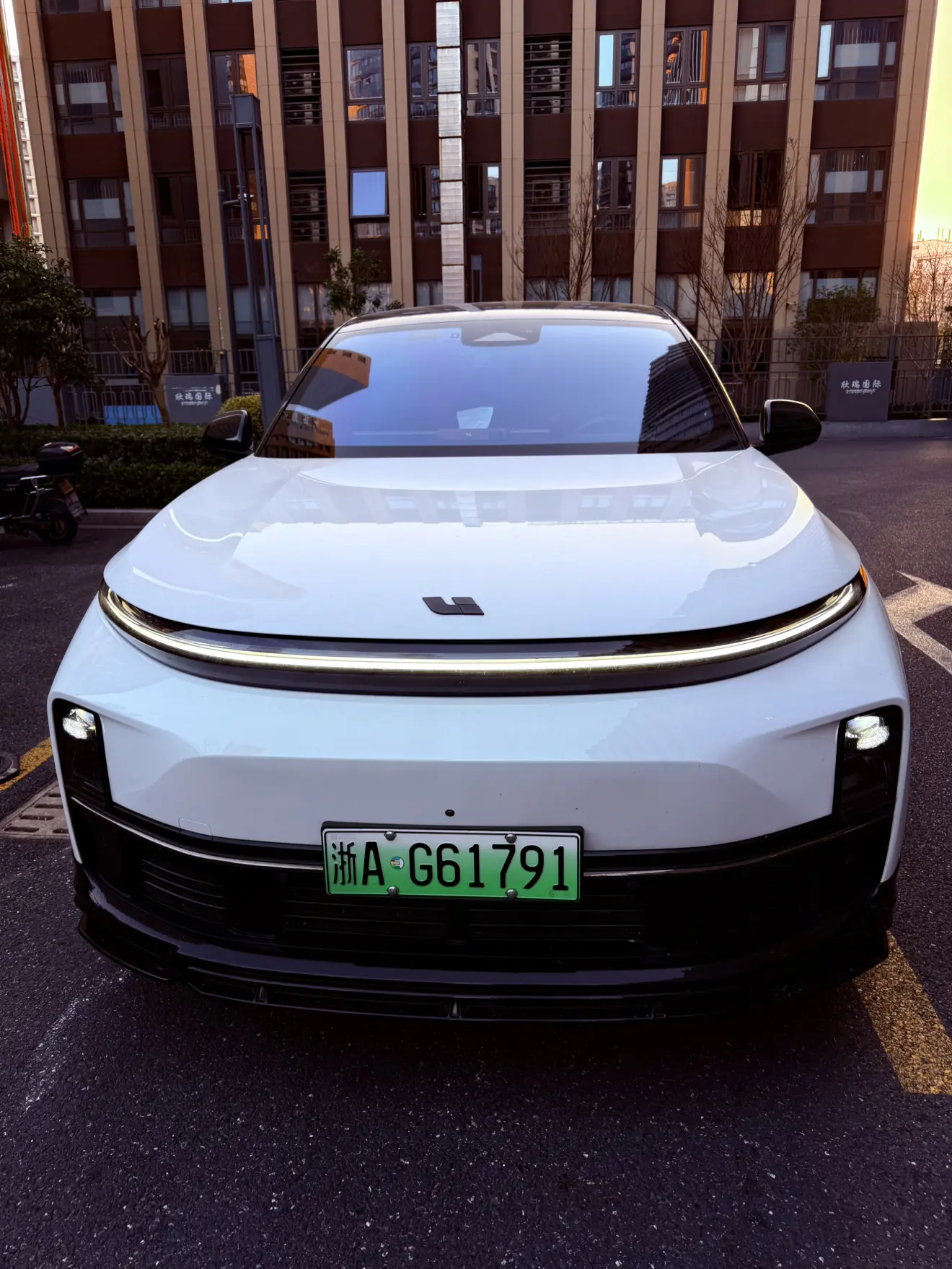 Li L7 (Ideal L7)  из Китая