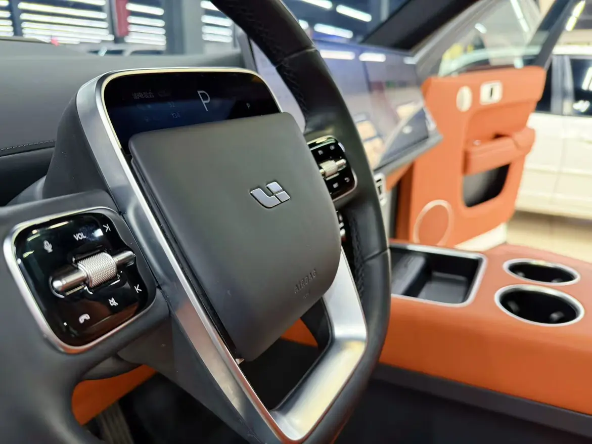 Li L7 (Ideal L7)  из Китая