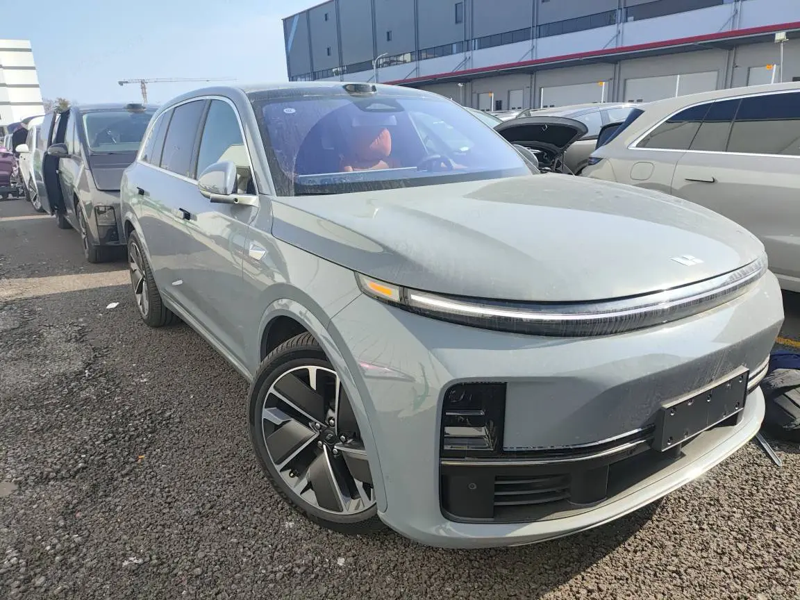 Li L7 (Ideal L7)  из Китая