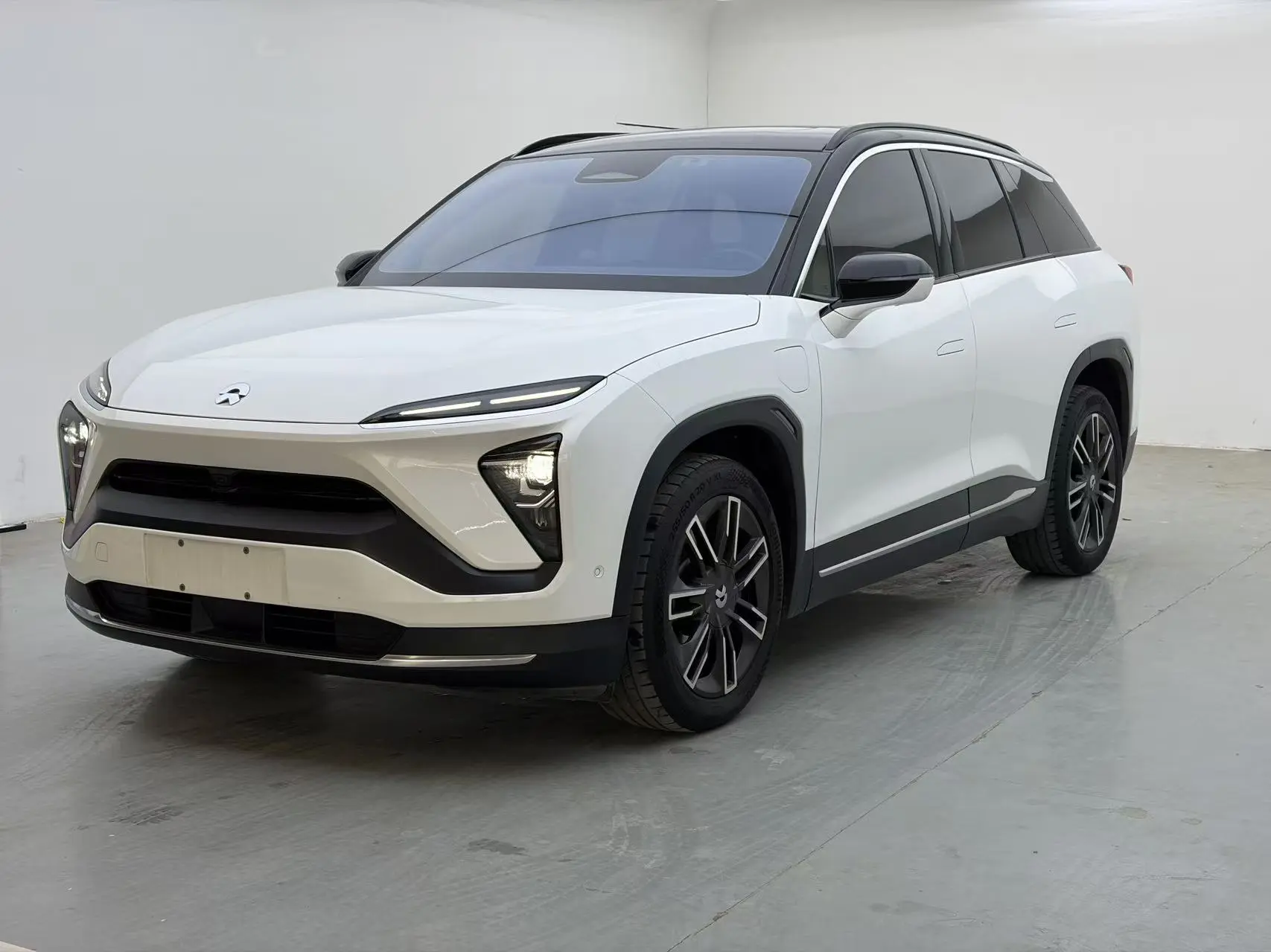 NIO ES6  из Китая