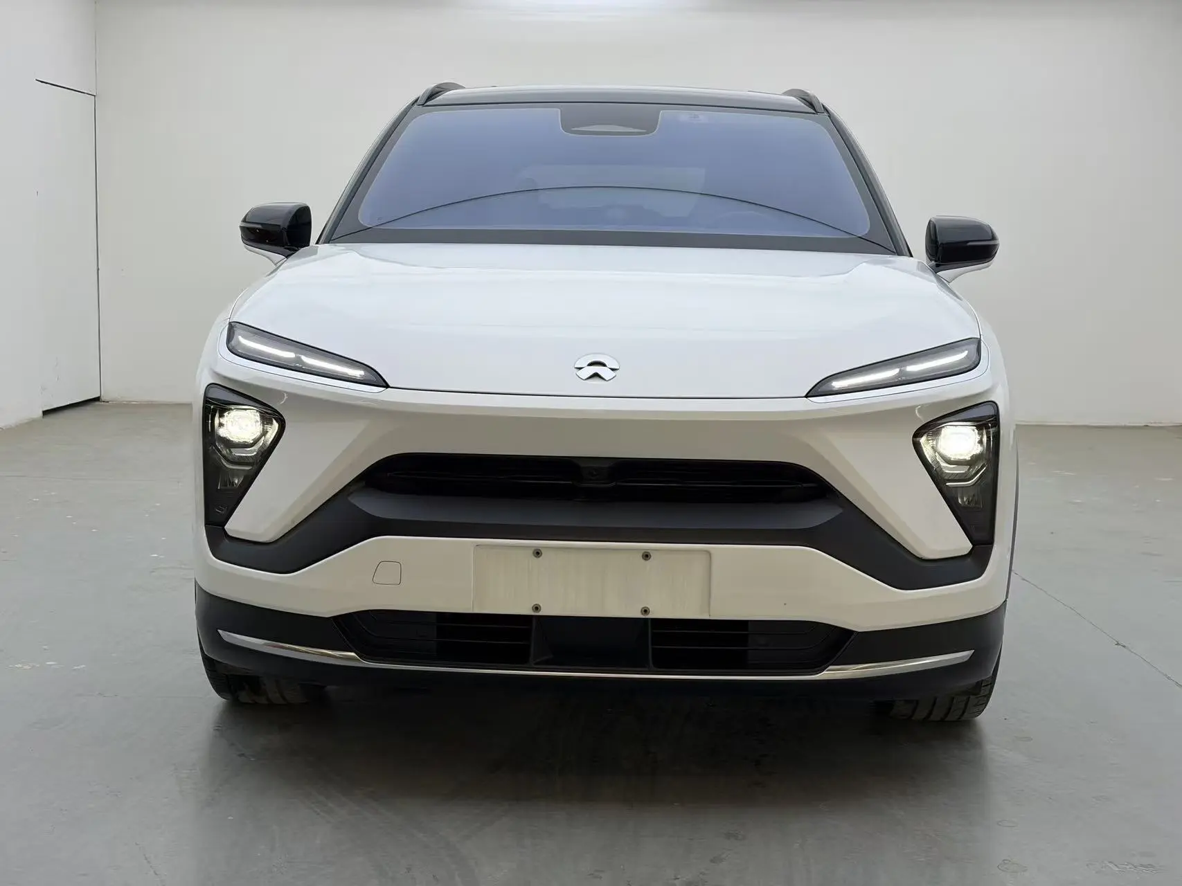 NIO ES6  из Китая