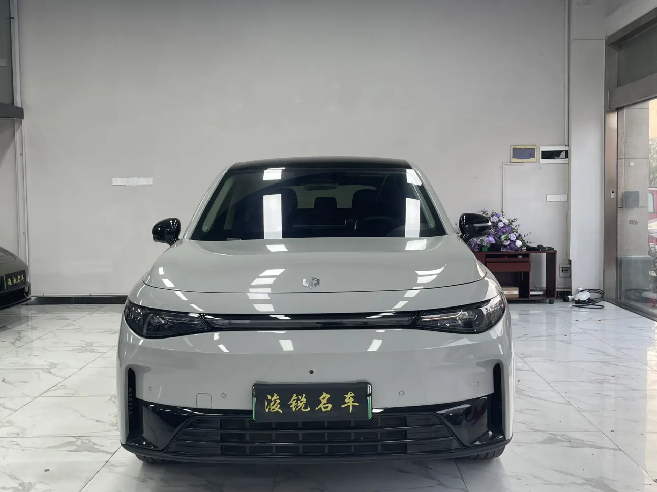 Leapmotor Zero running C10  из Китая