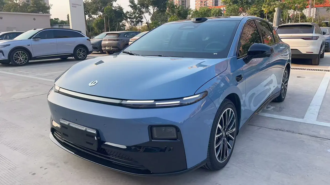 Leapmotor Leap running B01  из Китая