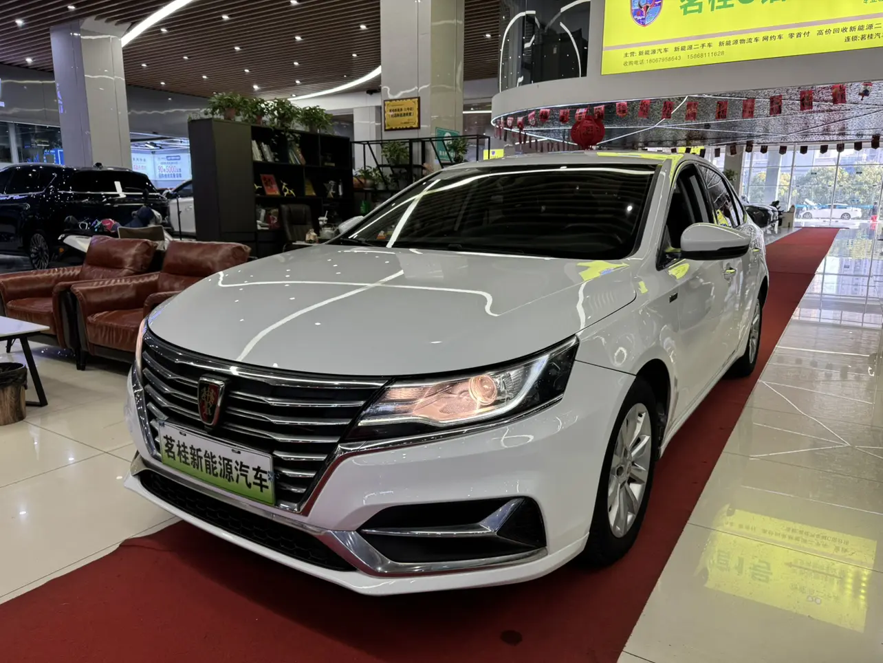 Roewe ei6  из Китая