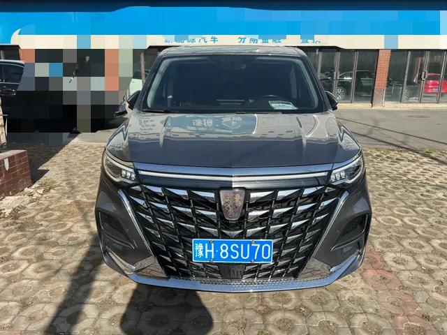 Roewe iMAX8  из Китая