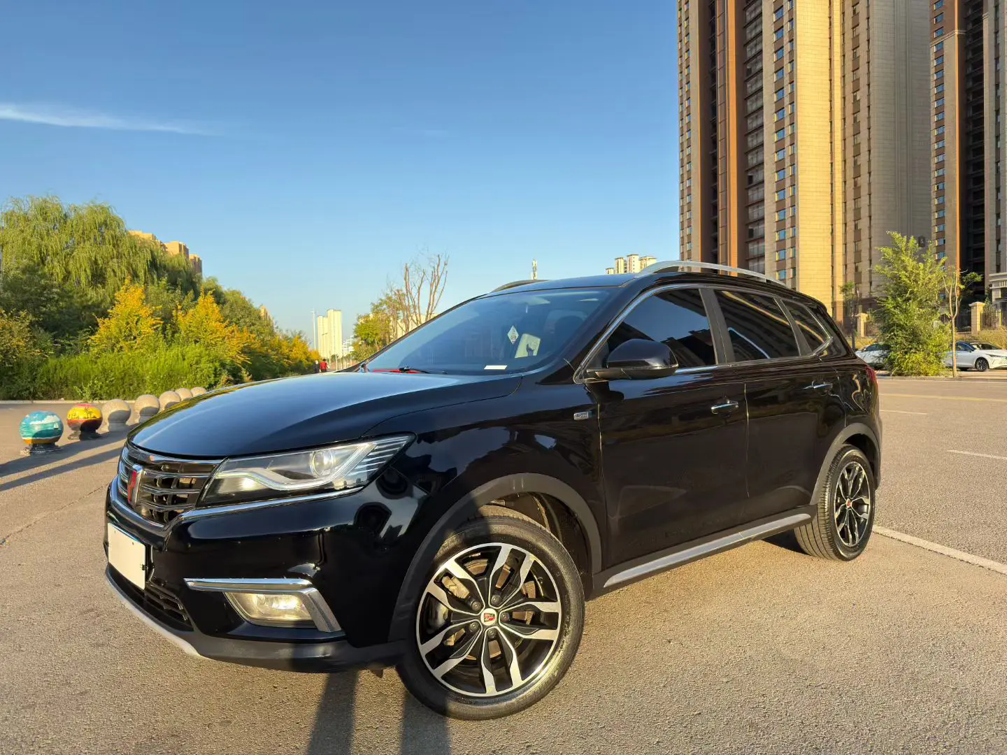 Roewe RX5  из Китая
