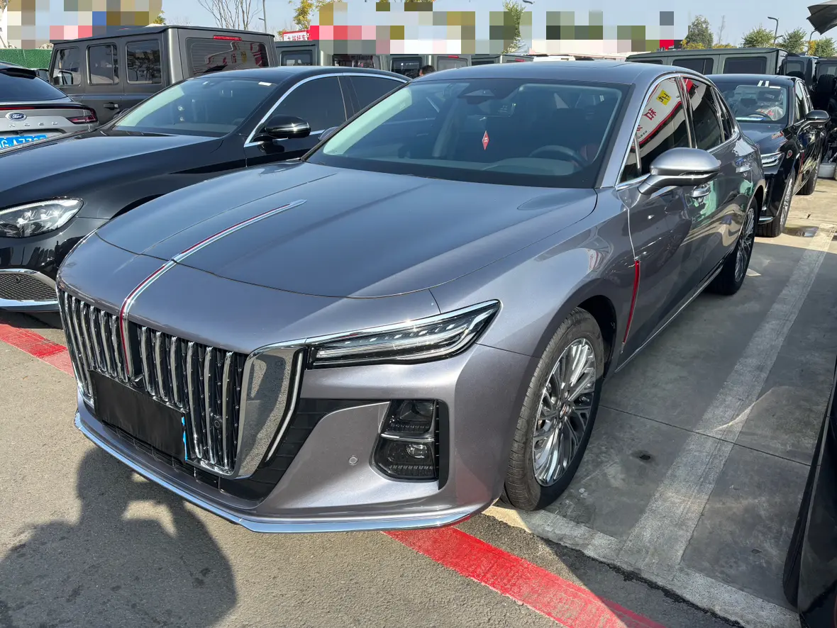 Hongqi H5  из Китая