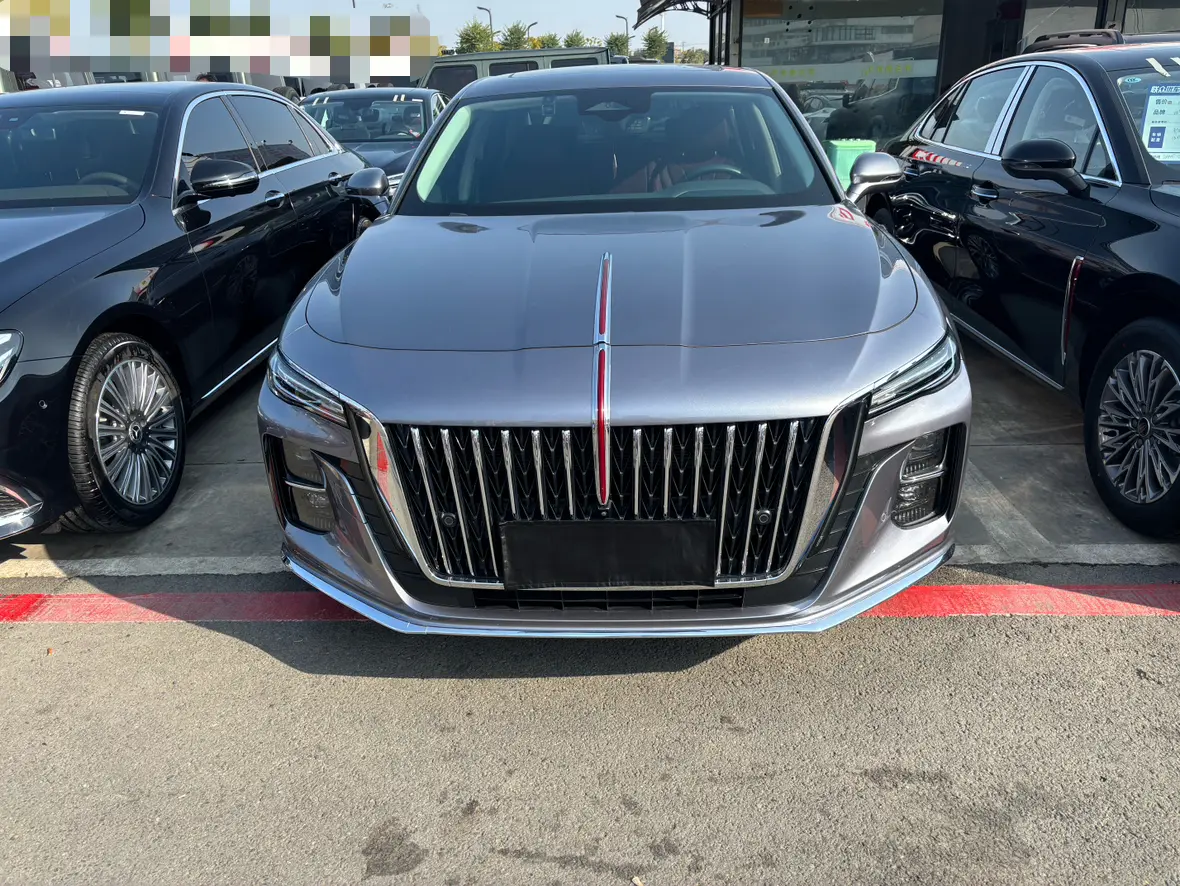 Hongqi H5  из Китая