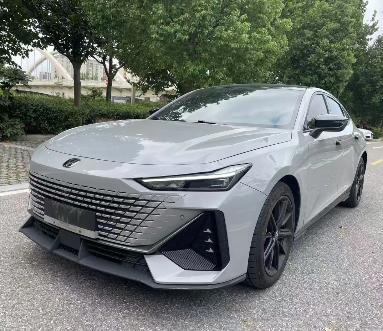 Changan UNI-V  из Китая