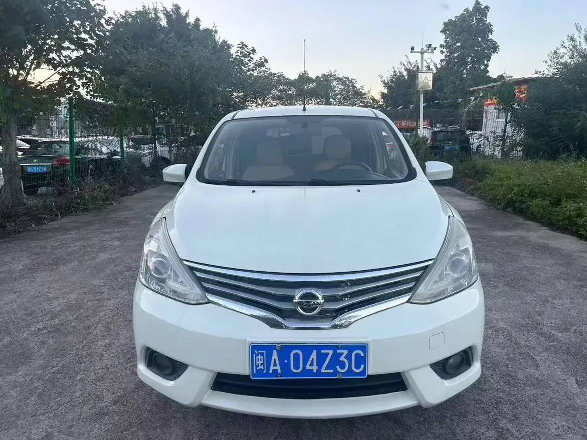 Nissan Li Wei  из Китая