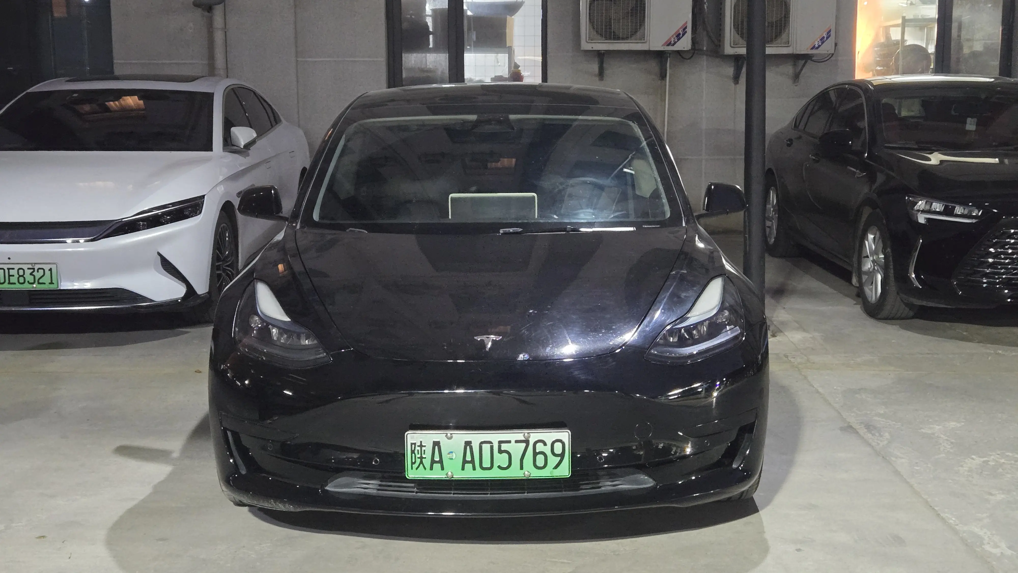 Tesla Model 3  из Китая