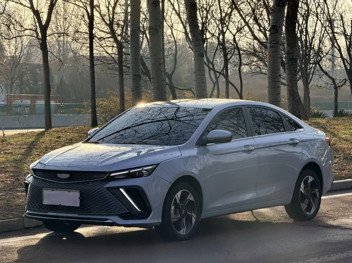 Geely Emgrand L HiP  из Китая