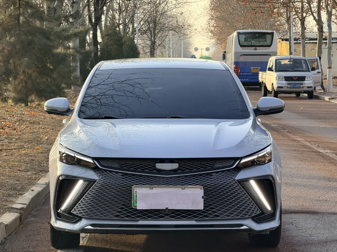 Geely Emgrand L HiP  из Китая