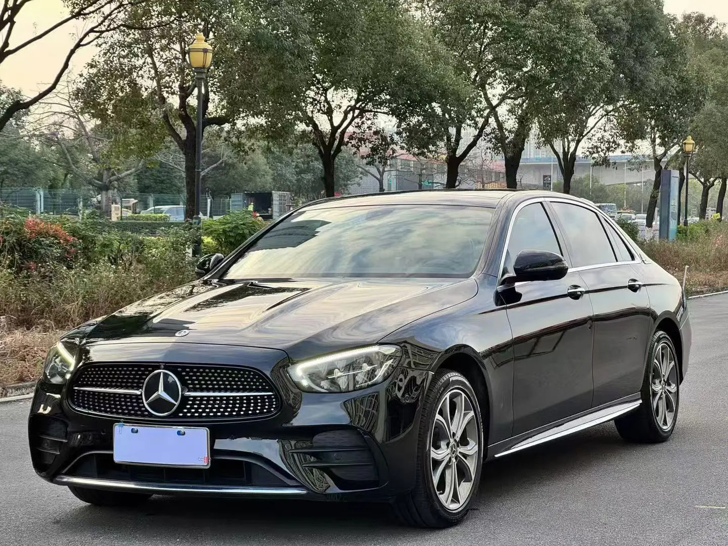 Mercedes-Benz E-Class  из Китая