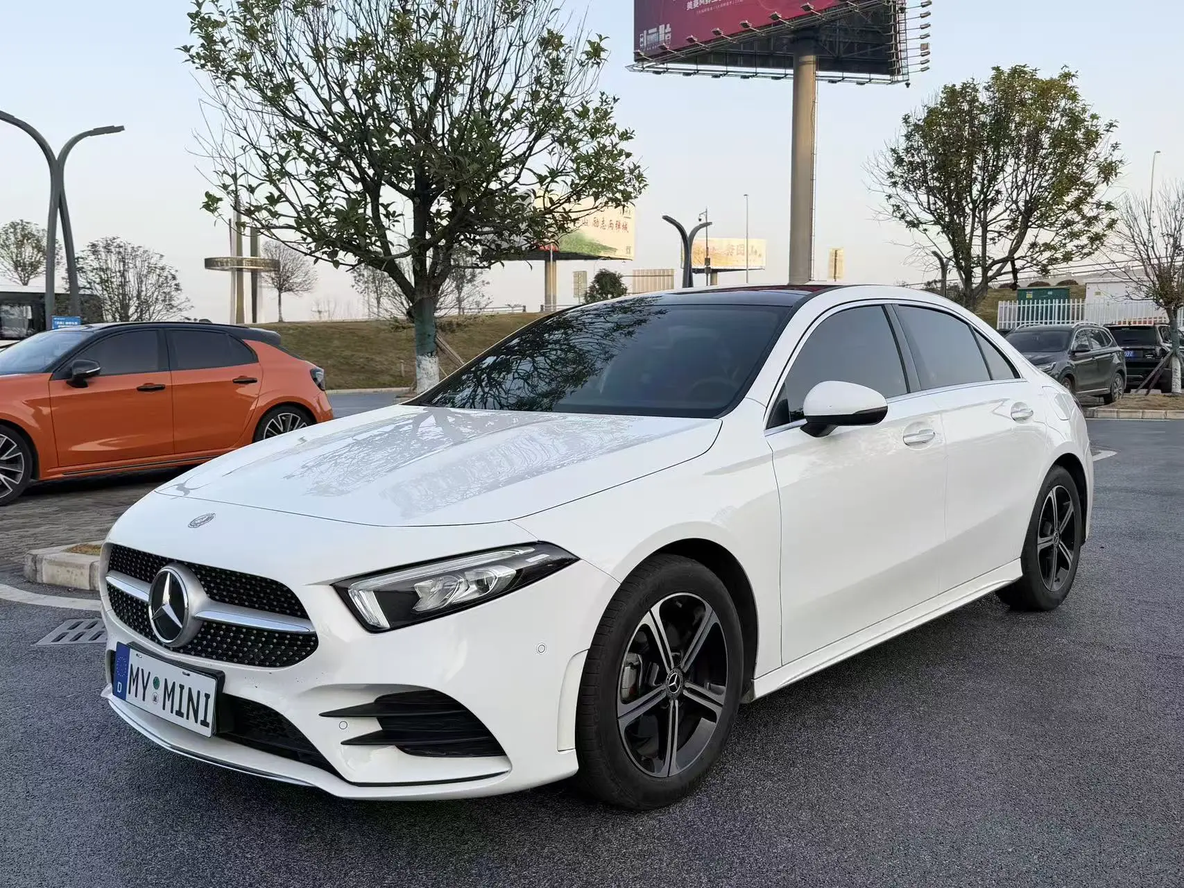 Mercedes-Benz Mercedes Benz A Class  из Китая