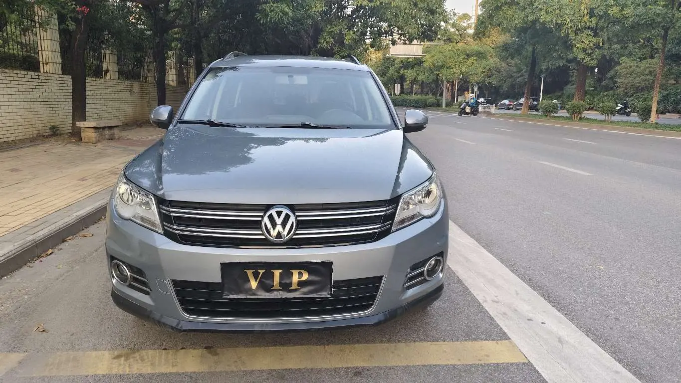 Volkswagen Tiguan  из Китая