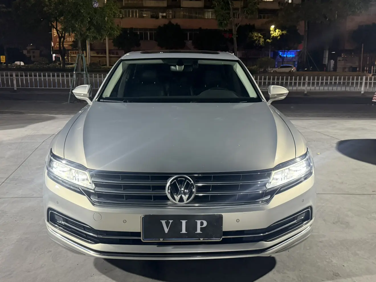 Volkswagen Hui Ang  из Китая