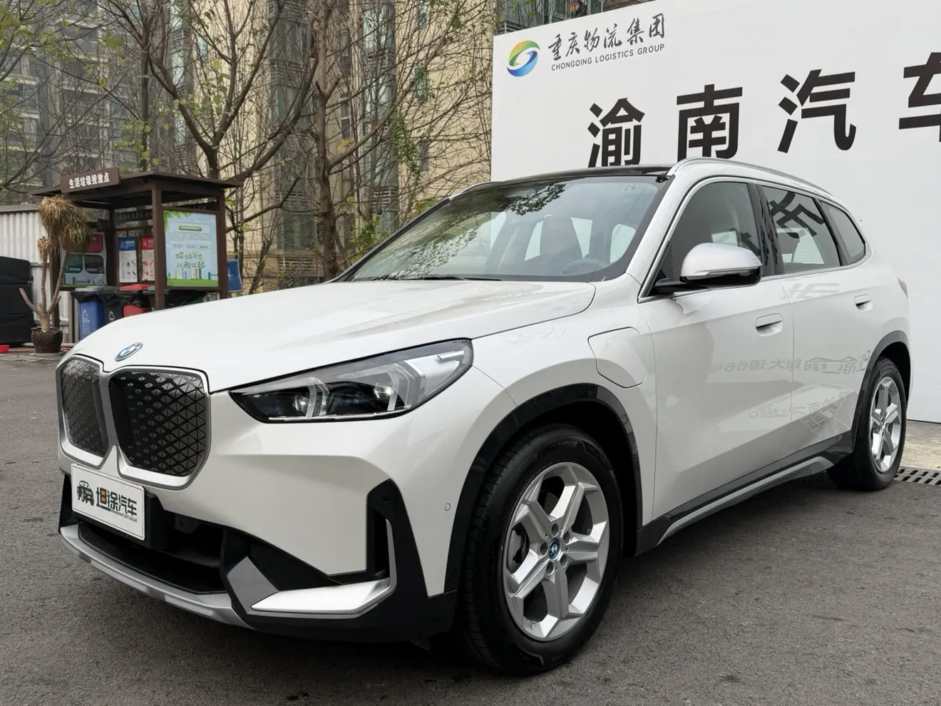 BMW iX1  из Китая