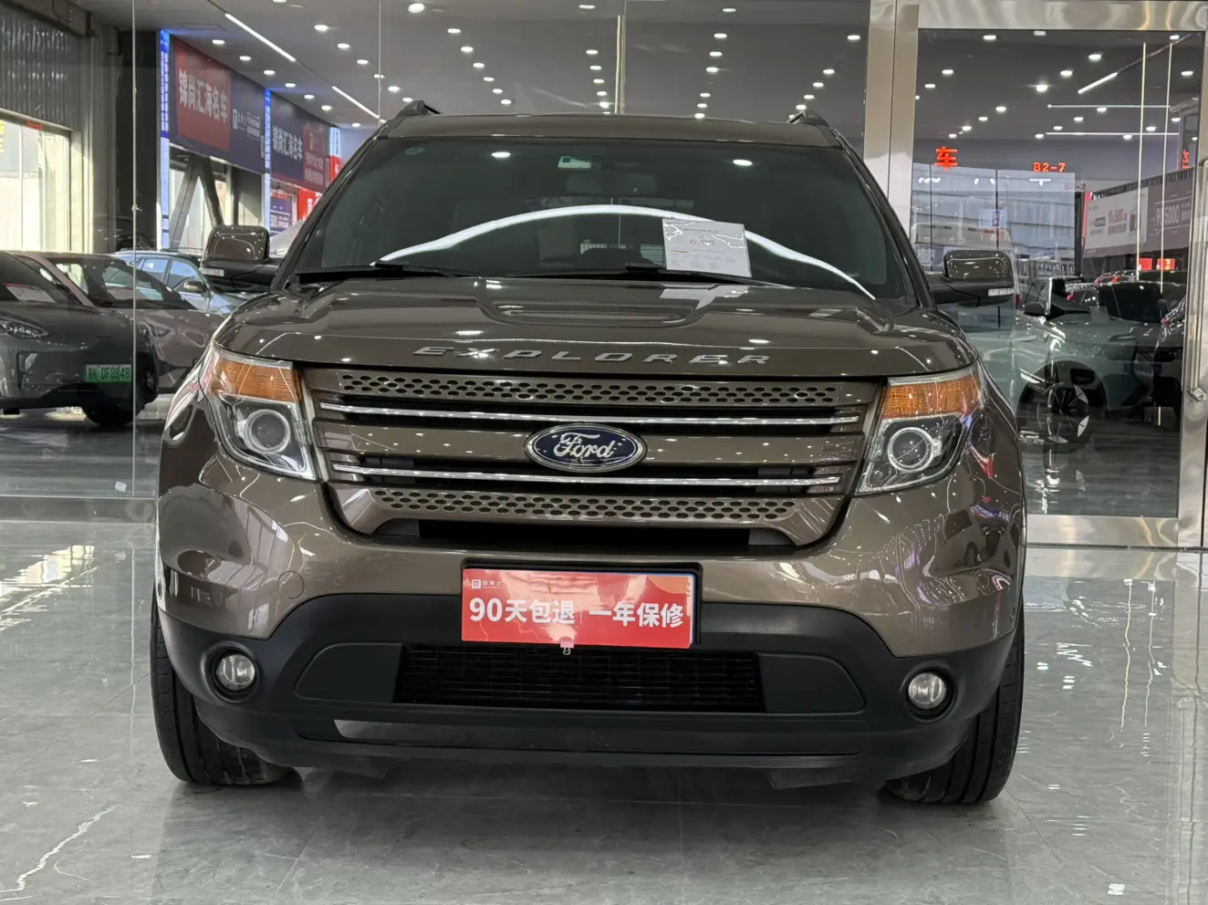 Ford Explorer  из Китая