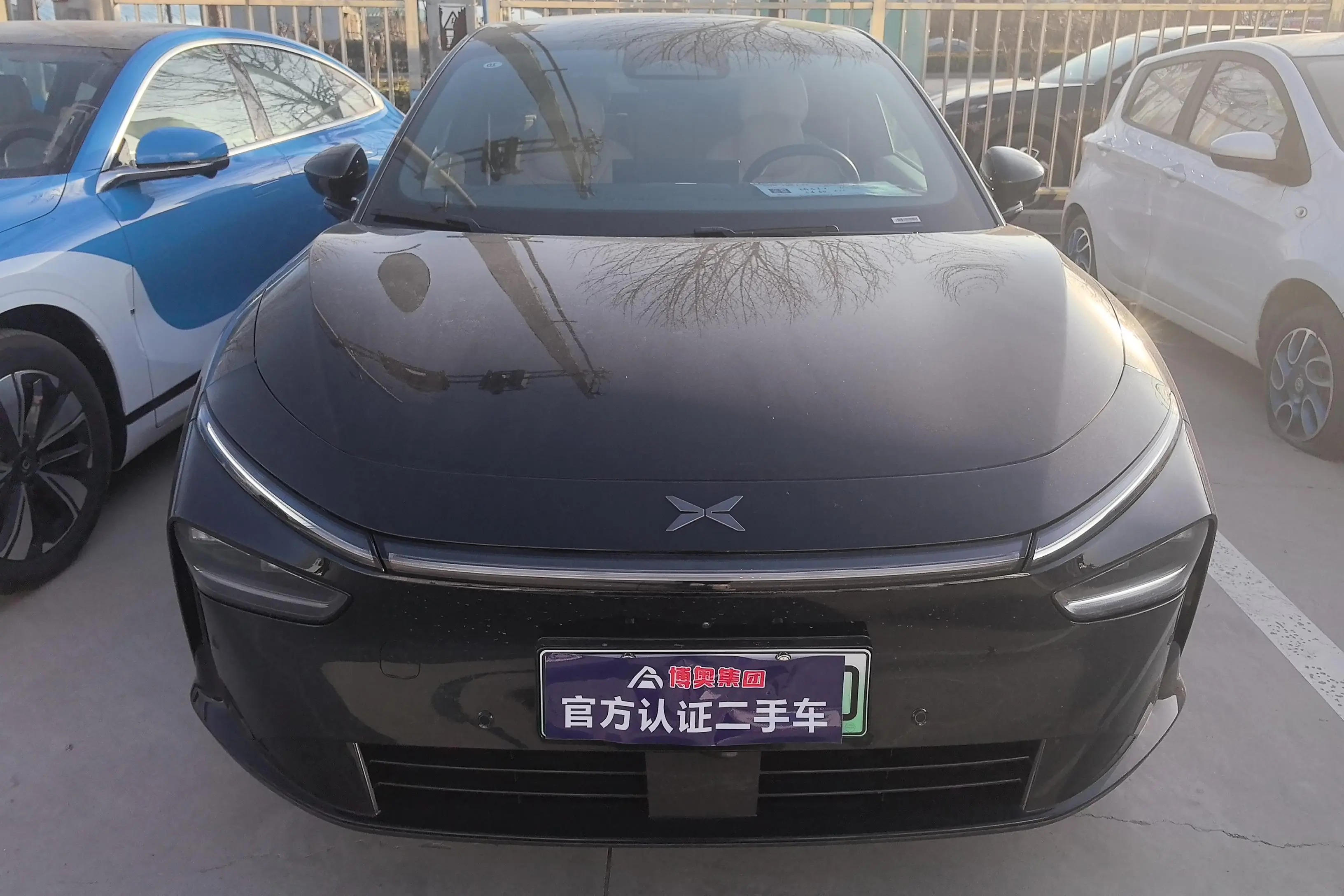 Xpeng P7+  из Китая