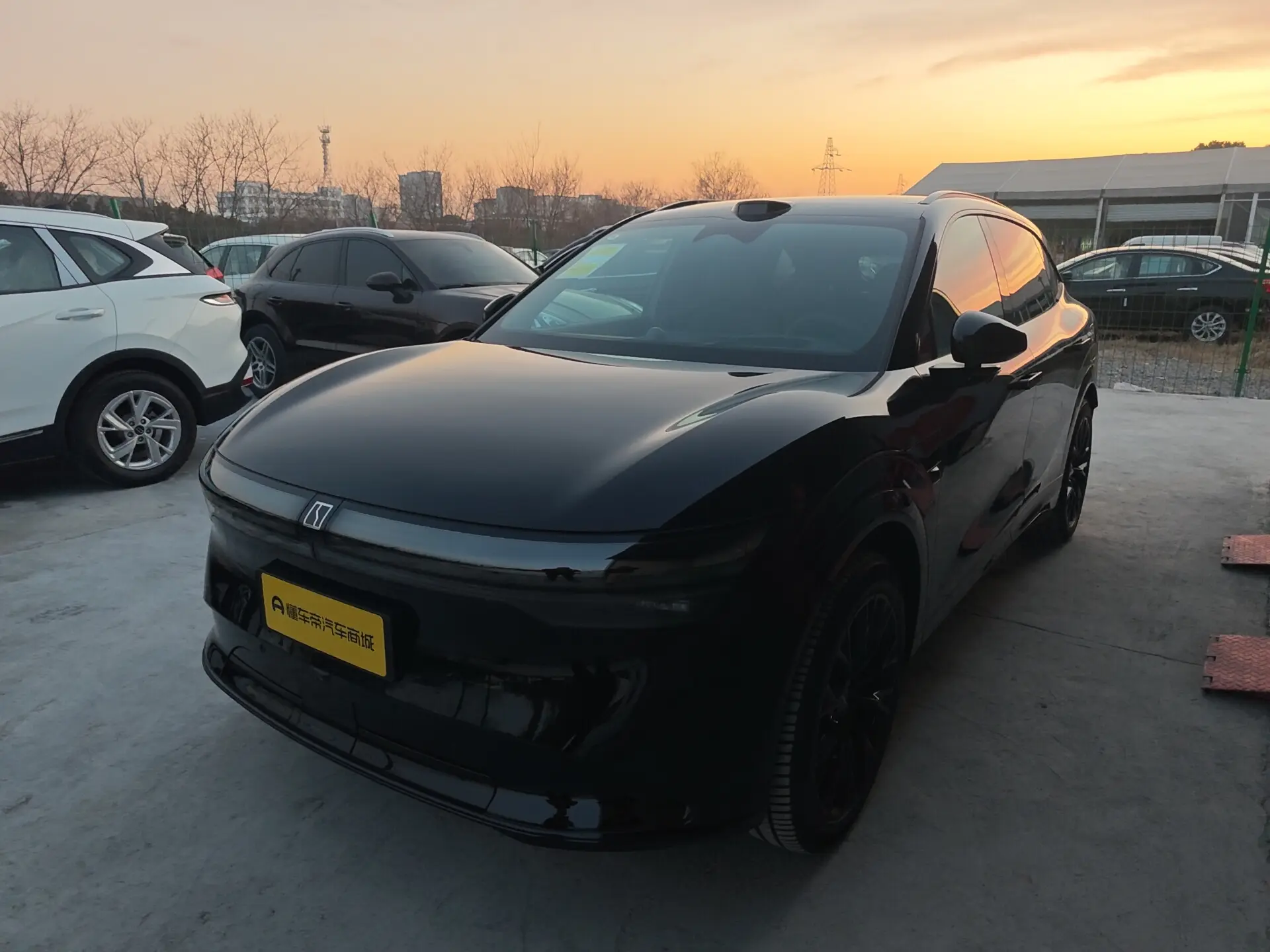 ZEEKR 7X  из Китая