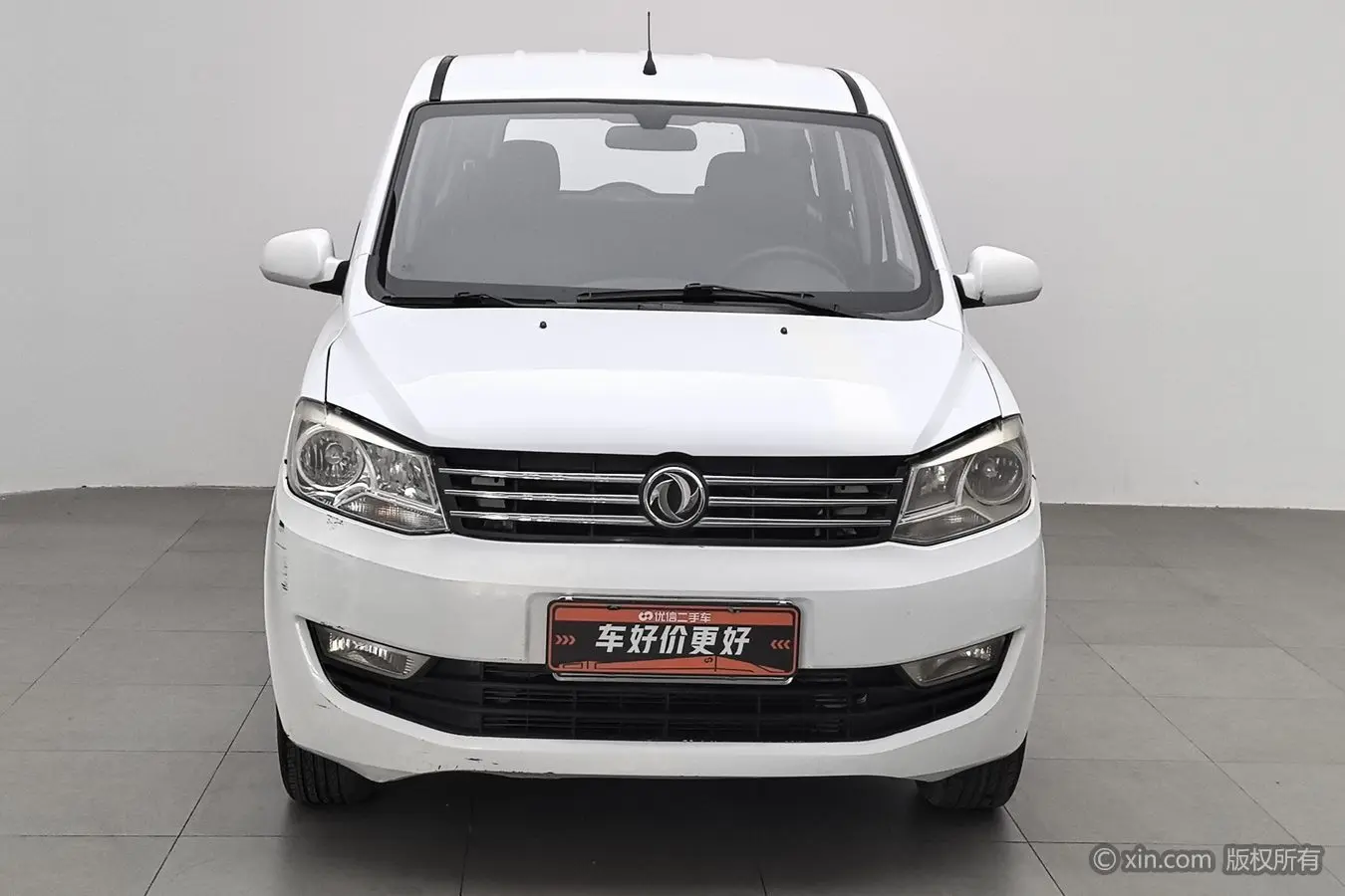 Dongfeng Fengon 330  из Китая