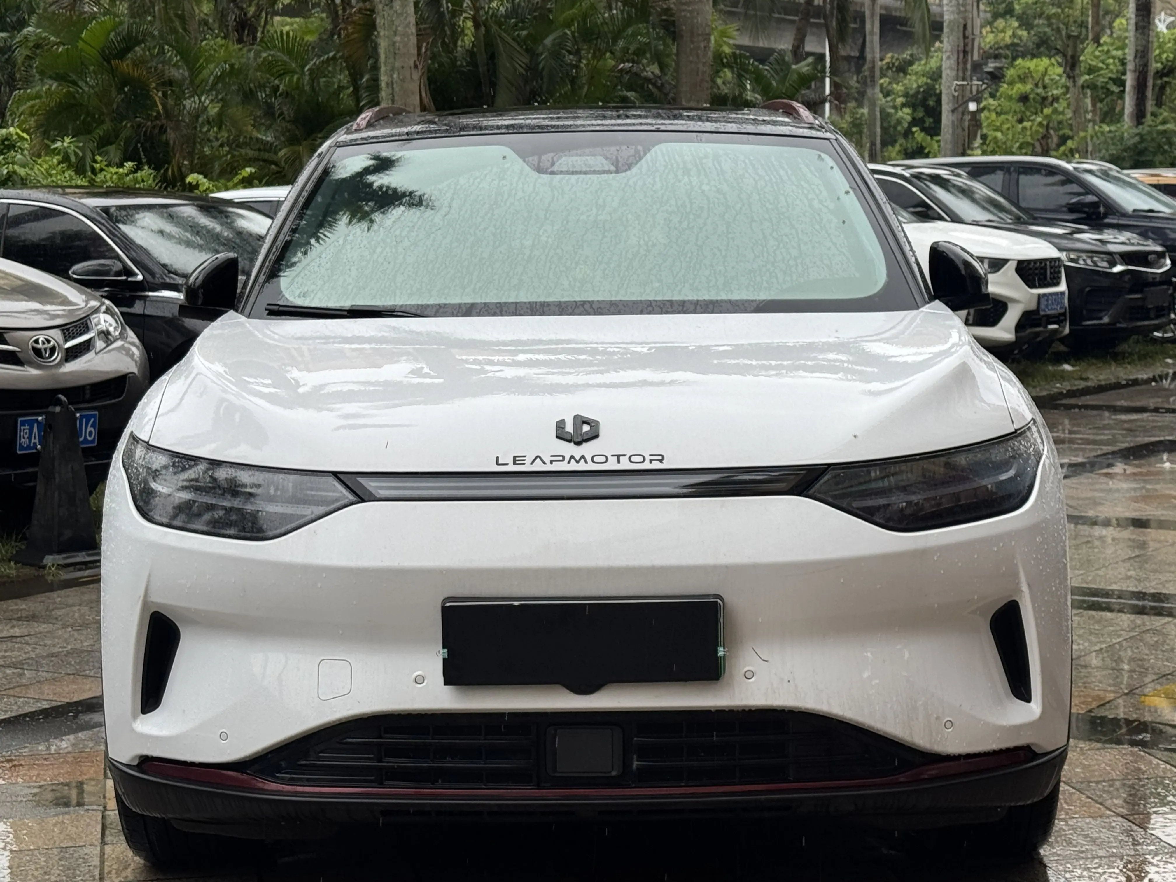 Leapmotor Zero running C11  из Китая