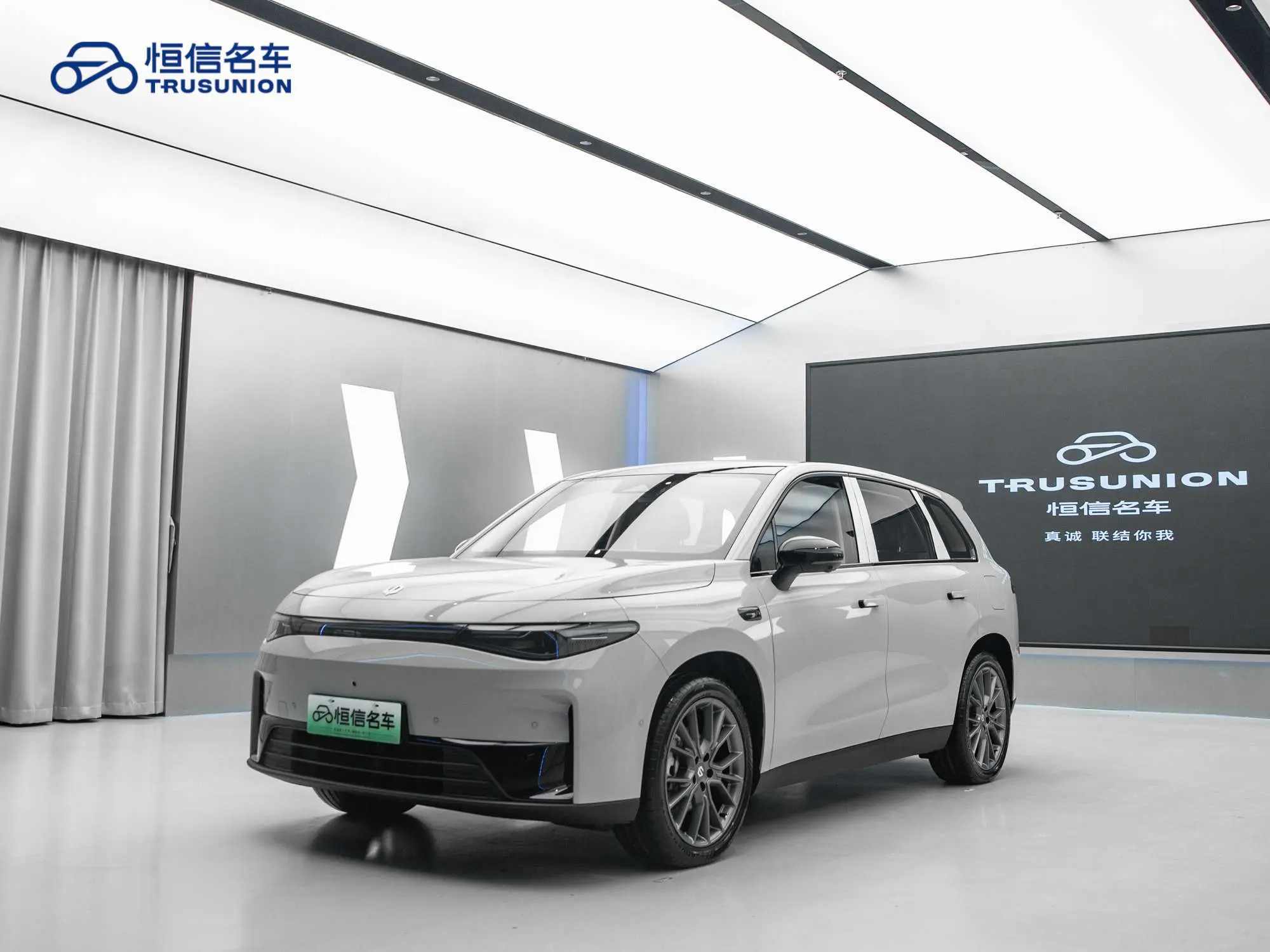 Leapmotor Zero running C10  из Китая