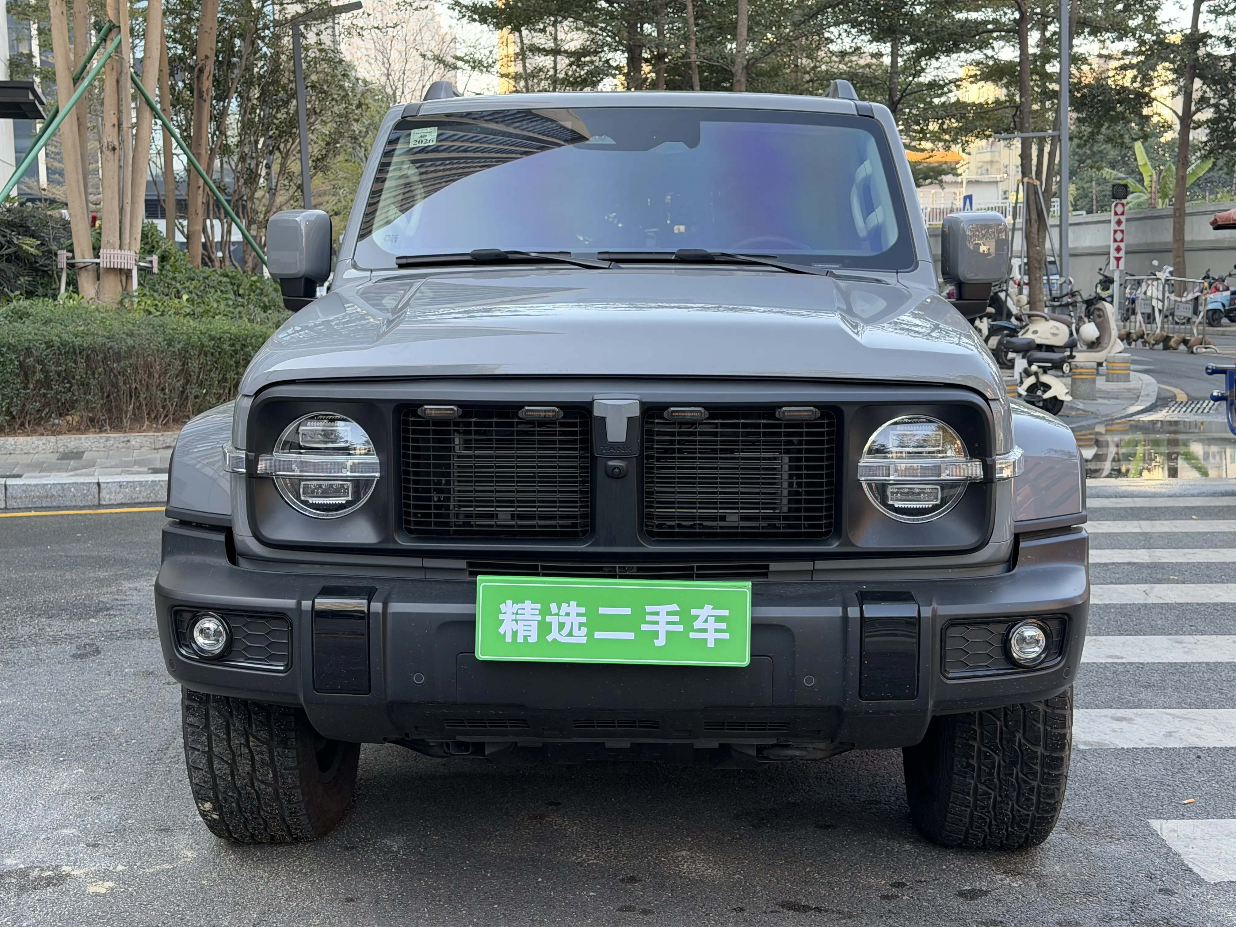 Tank 300 Hi4-T  из Китая