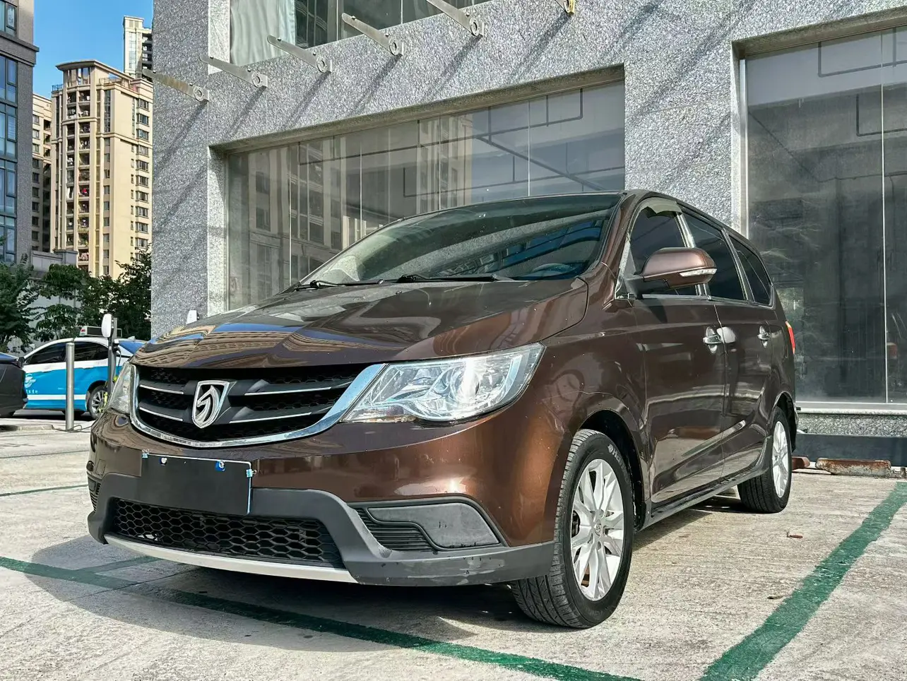 Baojun 730  из Китая