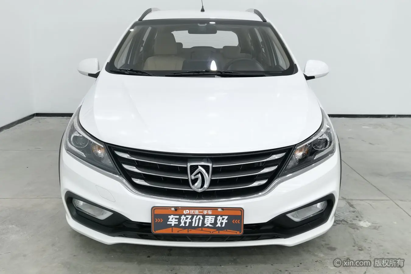 Baojun 310W  из Китая