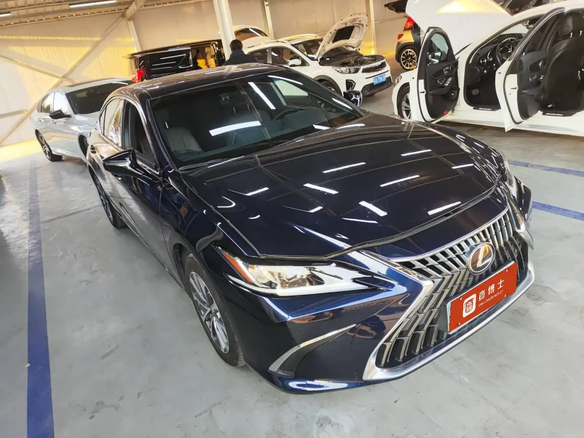 Lexus ES  из Китая