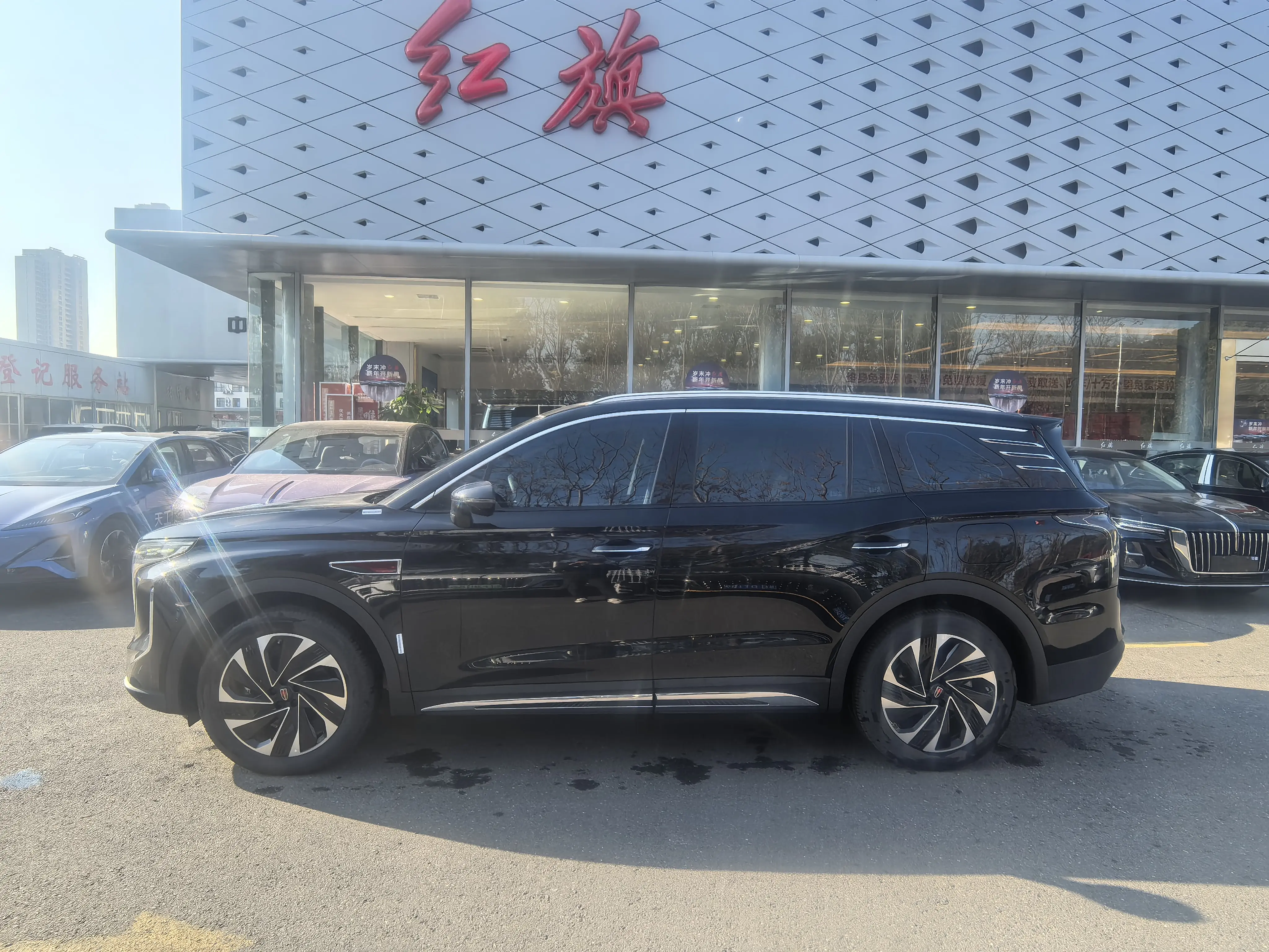 Hongqi HS7 PHEV  из Китая