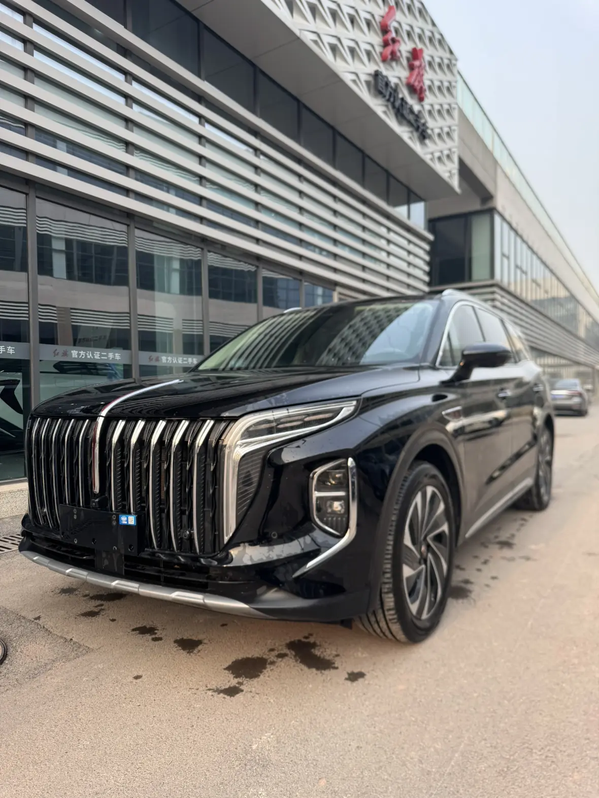 Hongqi HS7  из Китая