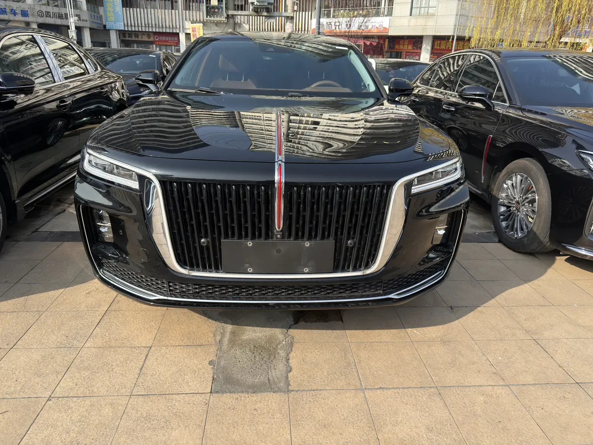 Hongqi H9  из Китая
