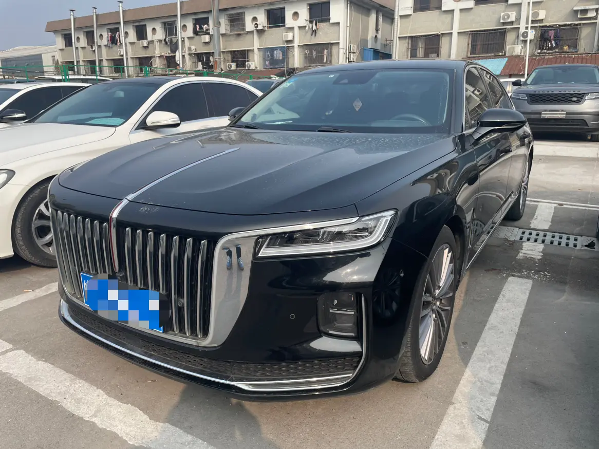 Hongqi H9  из Китая