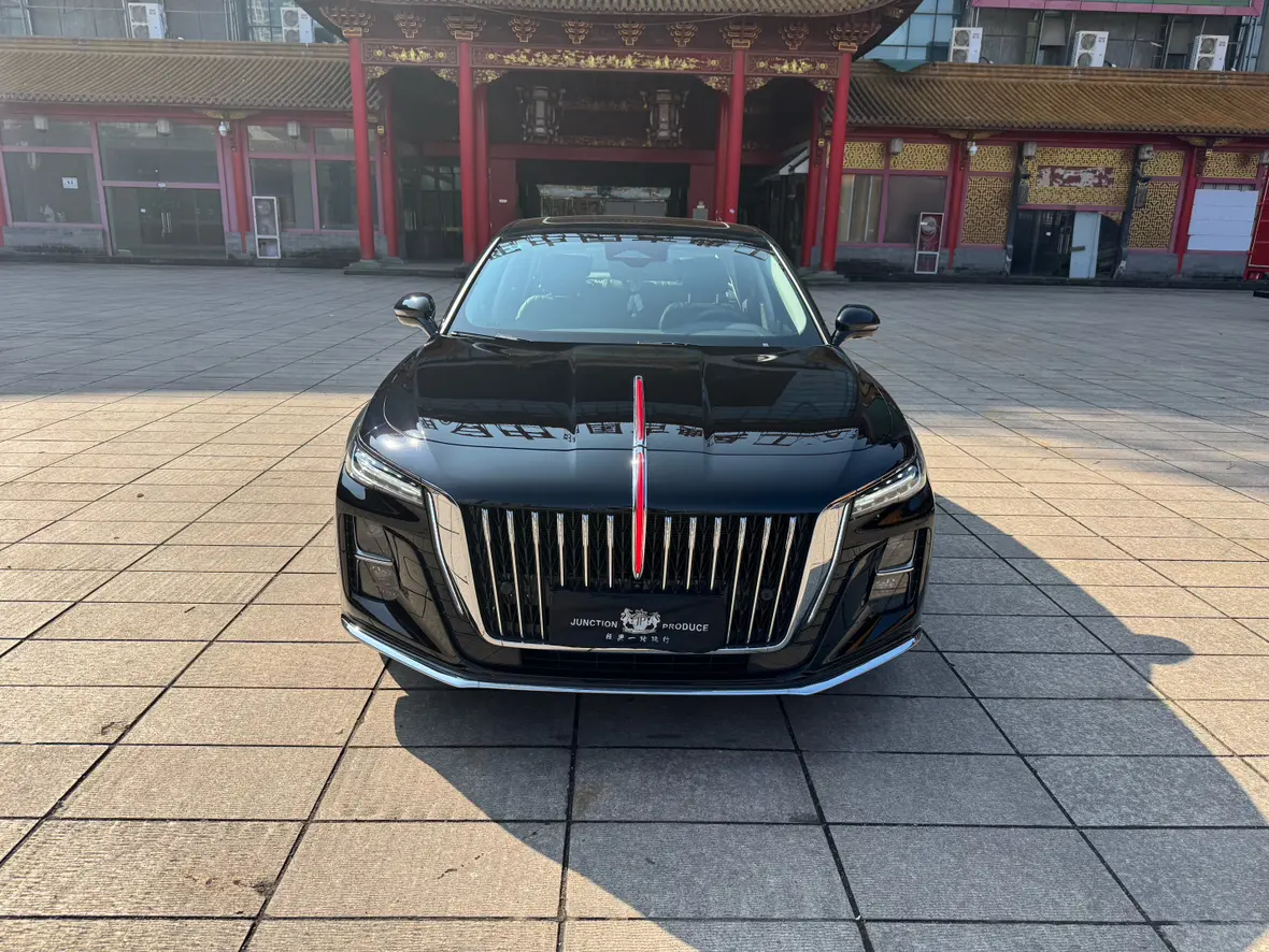 Hongqi H5  из Китая