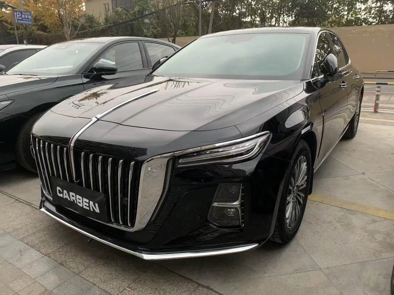 Hongqi H5  из Китая