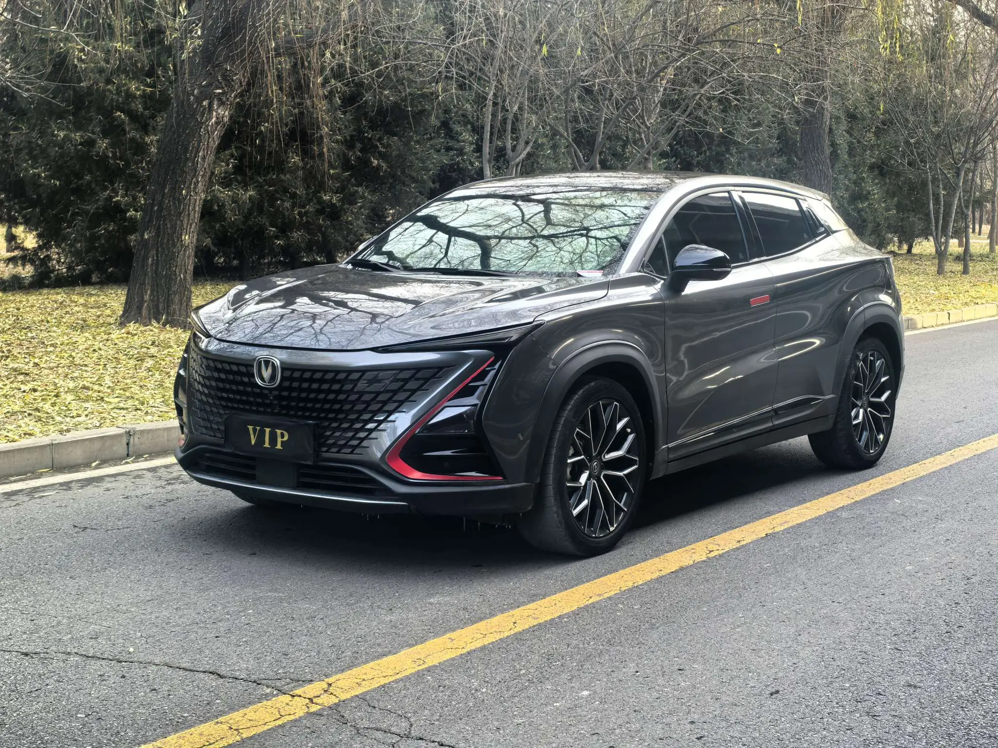 Changan UNI-T  из Китая