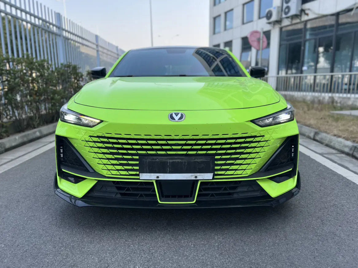 Changan UNI-V  из Китая