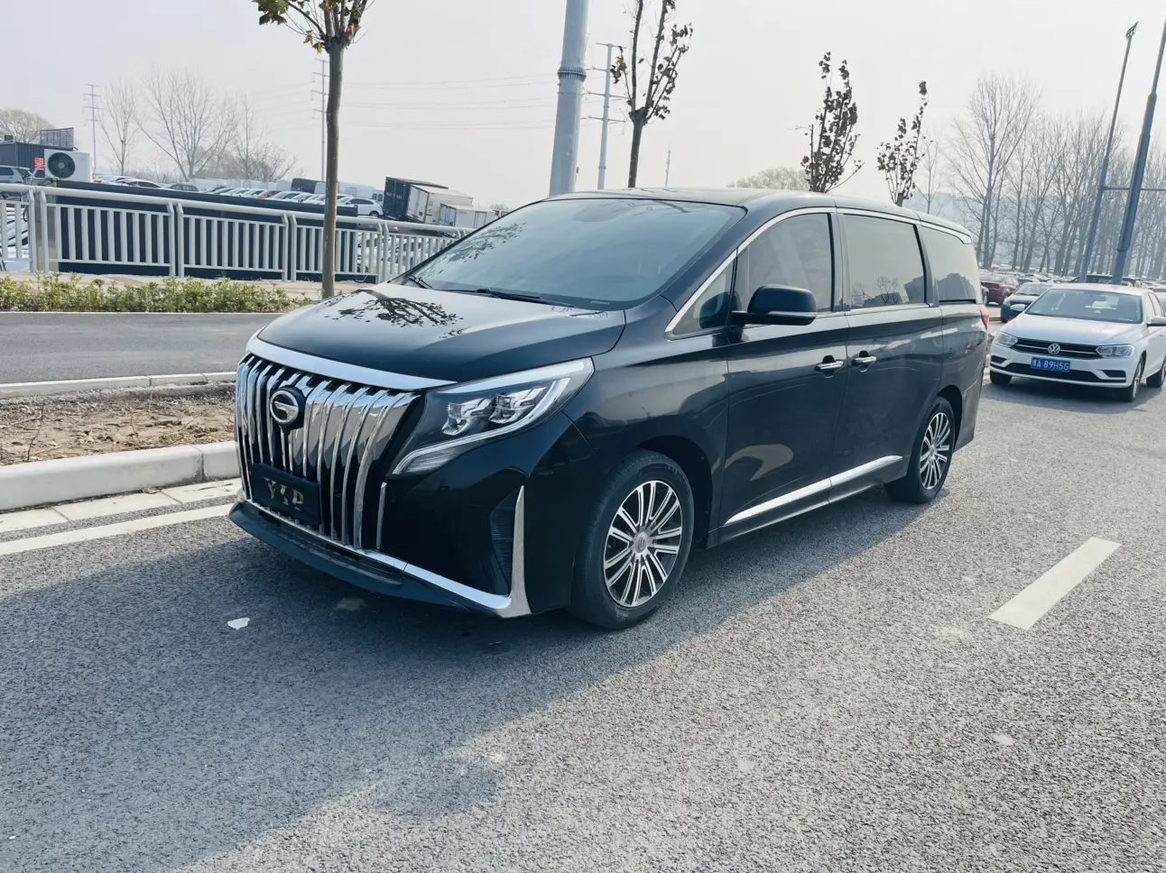 GAC Trumpchi M8  из Китая