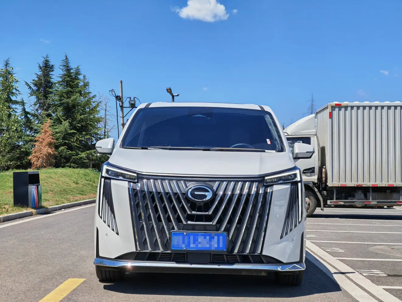 GAC Trumpchi M8  из Китая