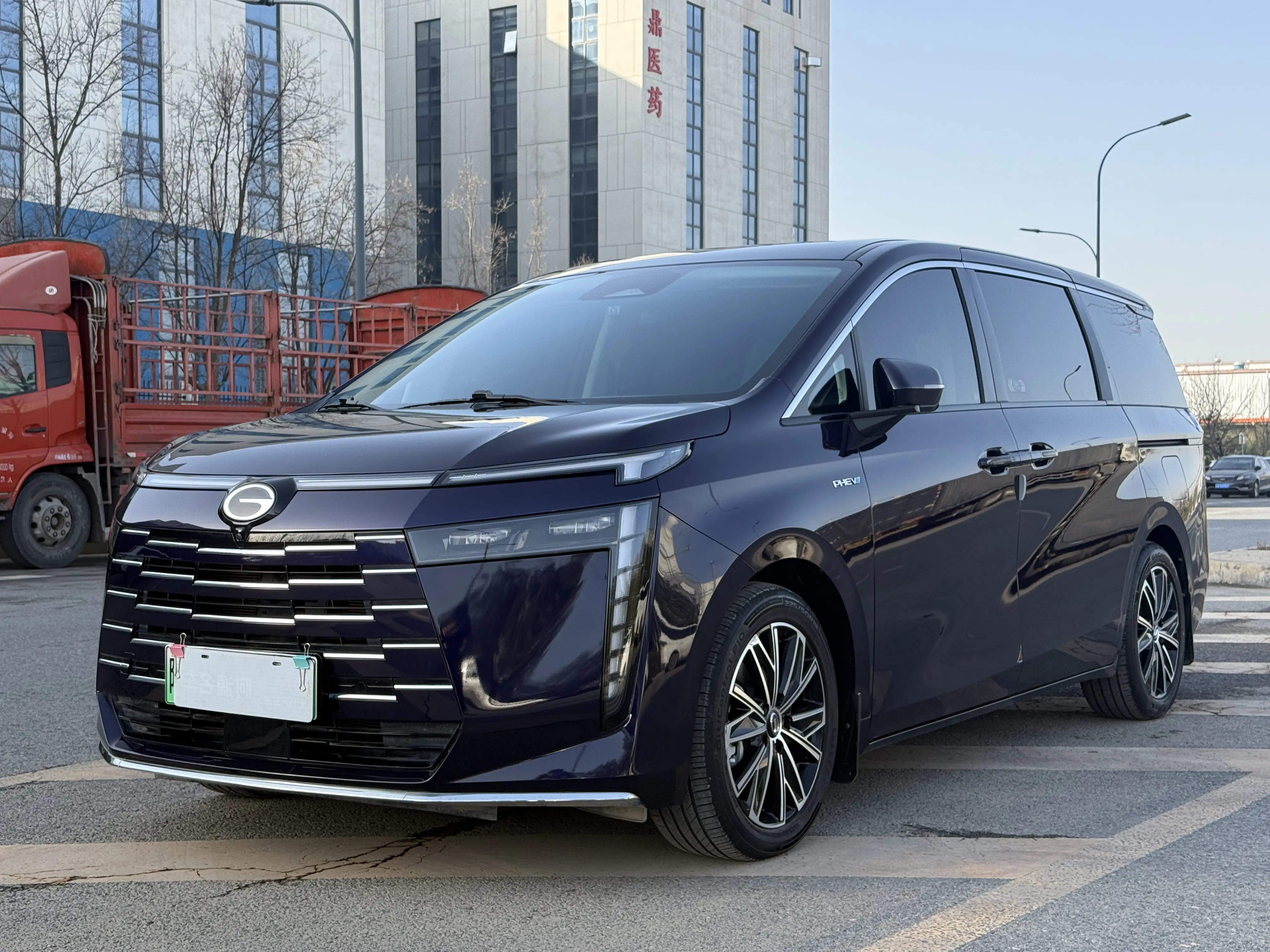 GAC Trumpchi E8 PHEV  из Китая