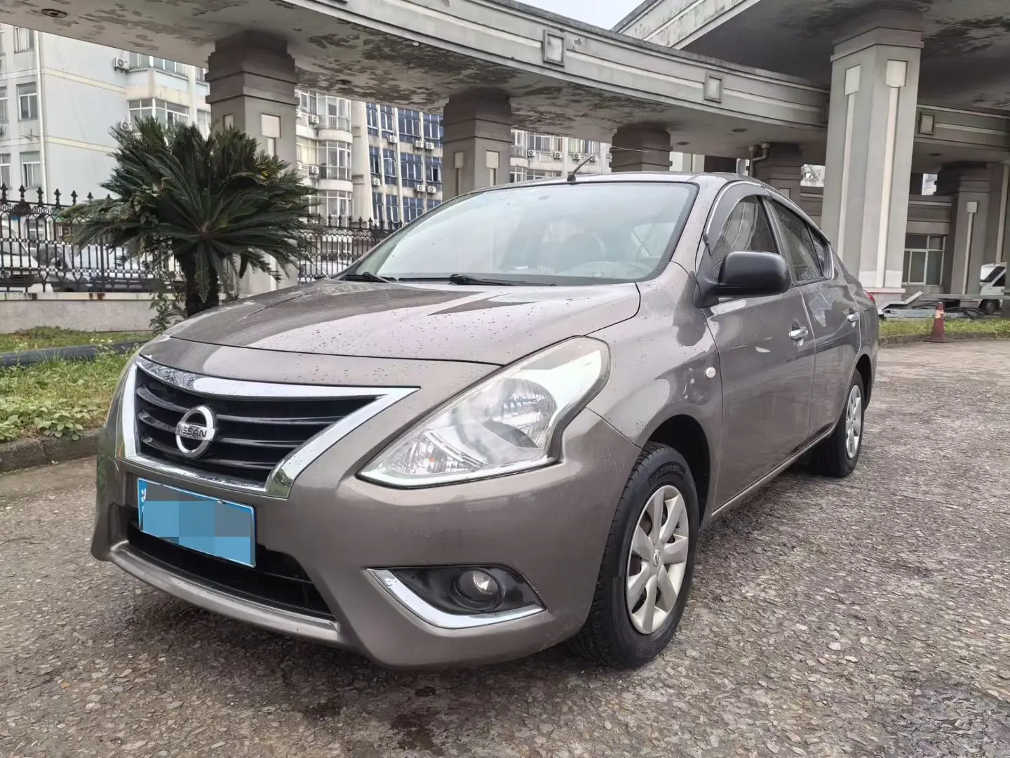 Nissan Sunlight  из Китая